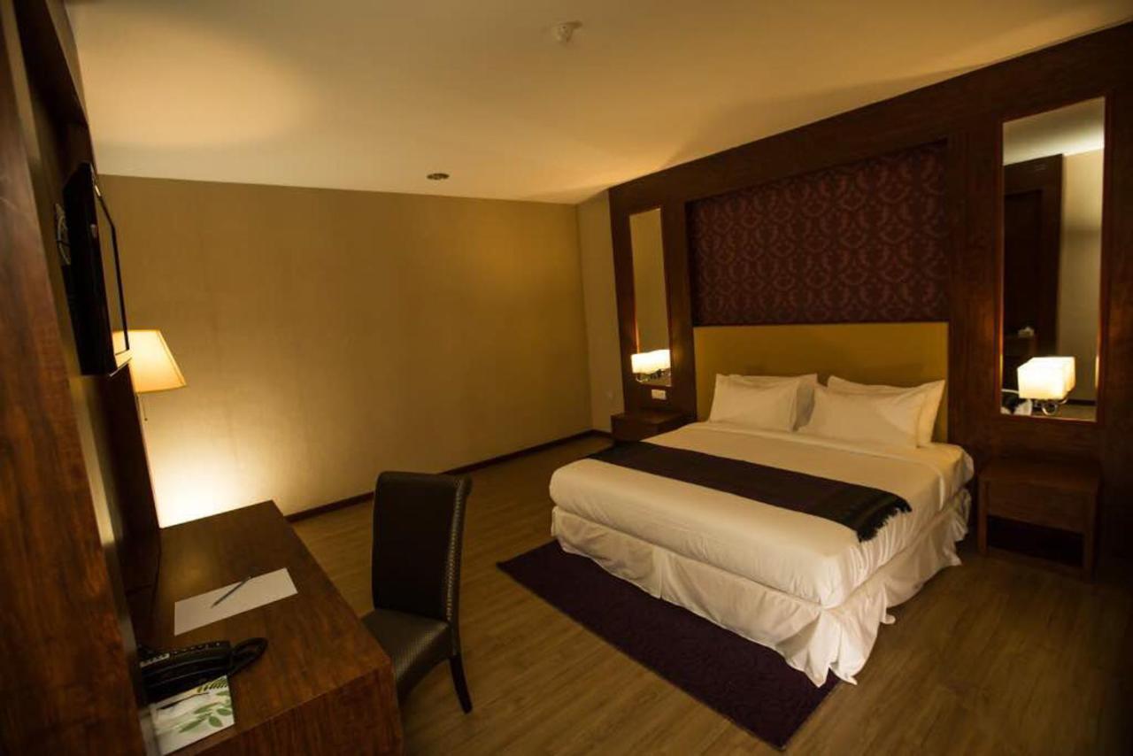 Hotel Pen Mutiara Bayan Lepas Exterior photo